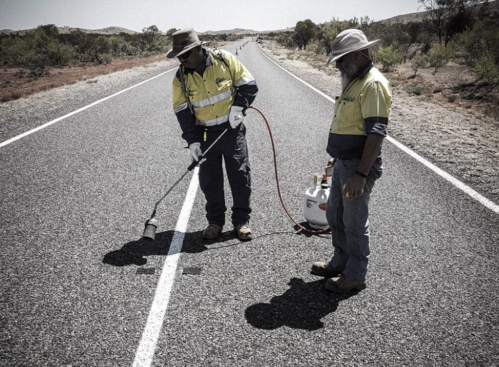 gebro_road-maintenance_bw_1-1024×1024