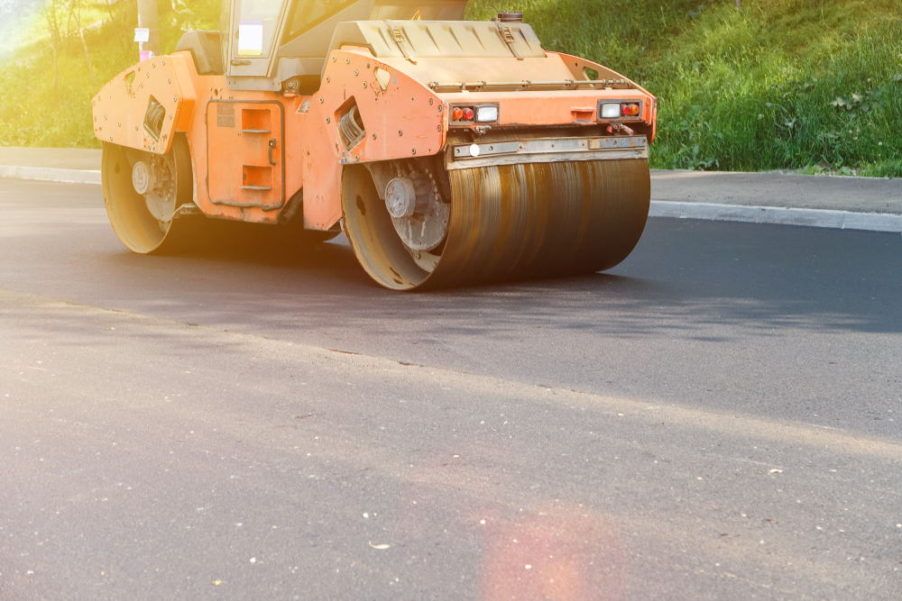 Road,Roller,Lays,Asphalt,,Repair,The,Track.,Heavy,Machinery.,Road